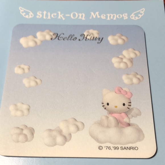 Hello Kitty stick on memos and pencil topper - Picture 3 of 5